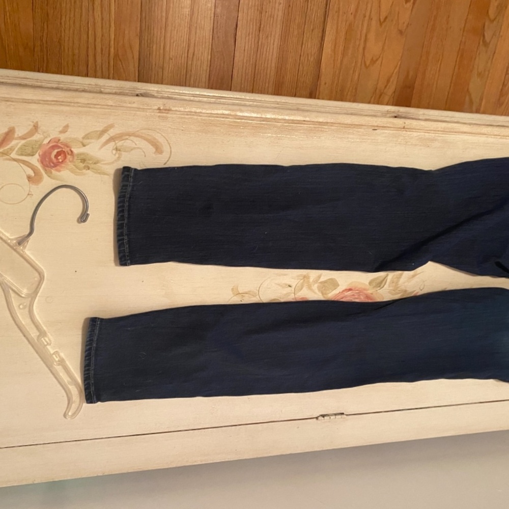 Jeans - Picture 2 of 3